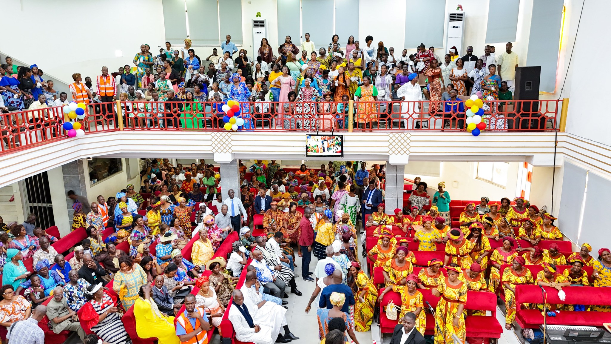 Temple Emmanuel - Service